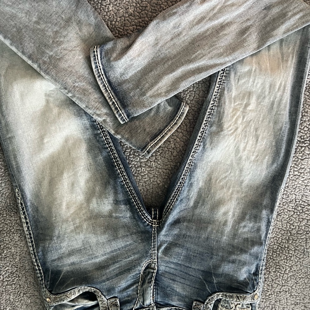 Women’s Rock Revival Skinny Jeans